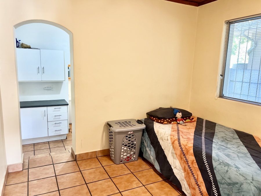 3 Bedroom Property for Sale in Loumar Western Cape